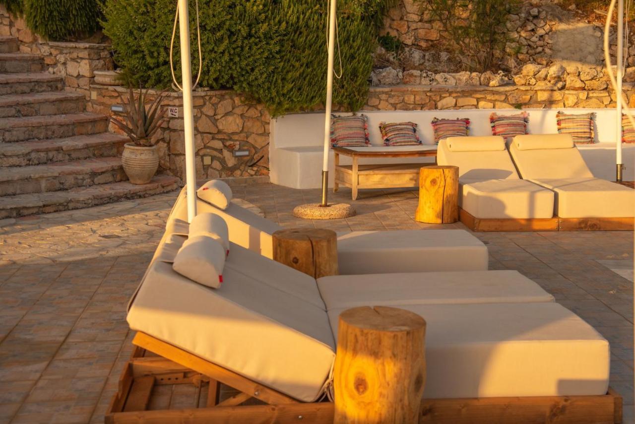 Hotel apartamentowy Lithies Sea View Boutique